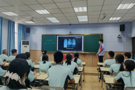 怀化三中--无毒青春伴成长 禁毒护航少年行