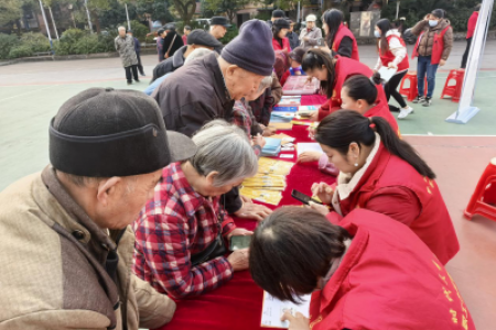 国际志愿者日：黄手环守护社区长者回家路  