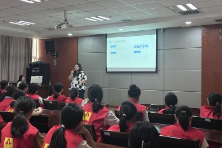 七彩假期 | 普惠金融 安全同行；反诈宣传 守护你我