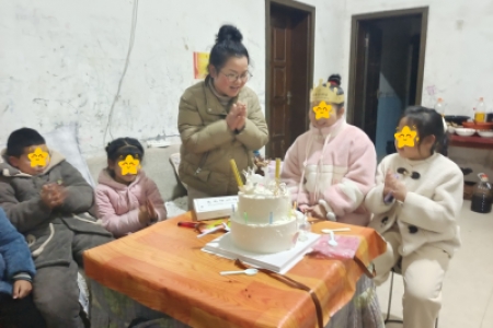 全民公益月捐计划 | 爱暖童心，共贺十岁