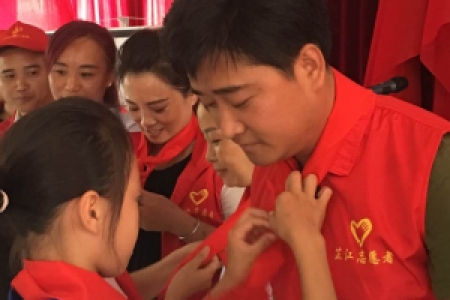 “湖南好人”邹烨辉： 爱心献社会 善行暖人间