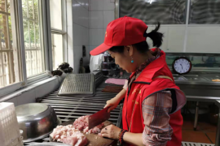 “湖南好人”廖华燕：真诚的关爱是一盏灯，照亮别人，也温暖自己