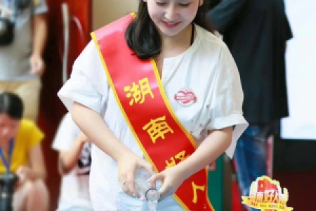 “湖南好人”田蕾：慈善公益，从我做起，关爱他人，传递正能量！