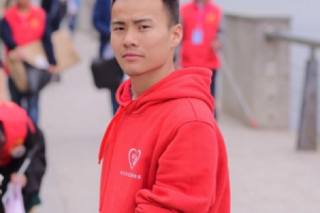中央电视台新闻联播采访罗小小