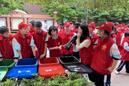 宏宇中学开展垃圾分类主题宣传活动