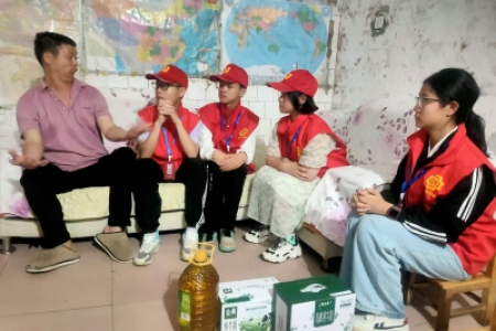 【雷锋青少年日记】—慰世间冷暖，访残困人士