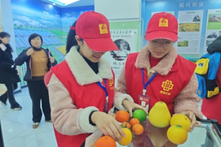 果味人生添色彩 科普智慧增光辉