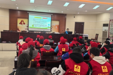 开学讲禁毒 周末筑防线