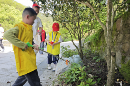 童心护绿传文明 怀化“绿色小卫士”公益活动圆满落幕