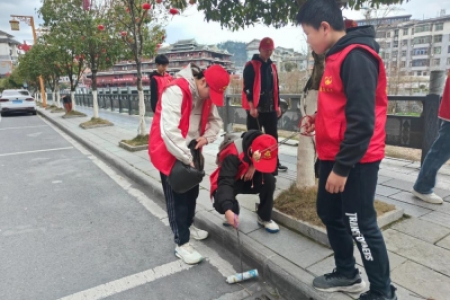 湖南通道：绿色卫士“河”我一起 共护母亲河