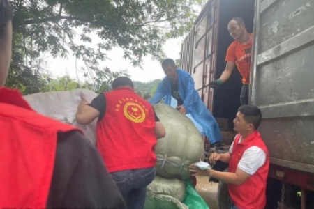 抗洪救灾，支援沅陵五强溪